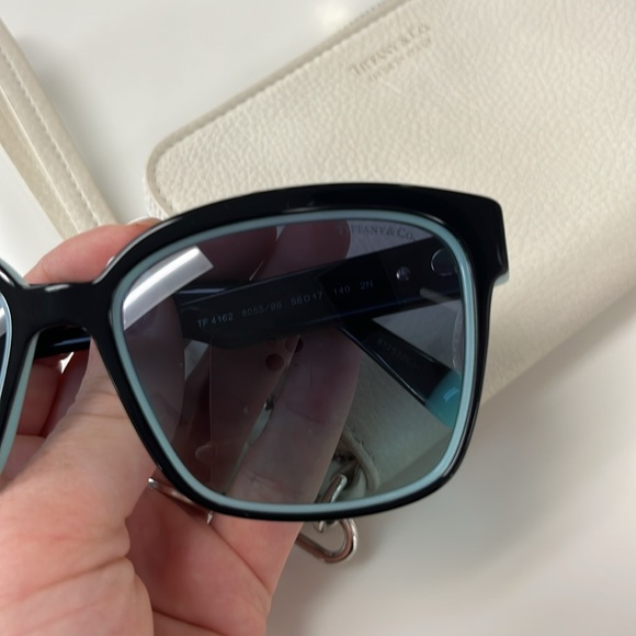 🩵Rare Tiffany & Co Sunglasses🩵 - Picture 11 of 11